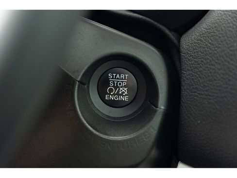 Used 2022 Jeep Renegade Limited w/ Sun, Sound & Wheels Group AWD/4WD image 31