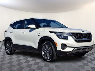 Used 2021 Kia Seltos LX AWD/4WD video 1