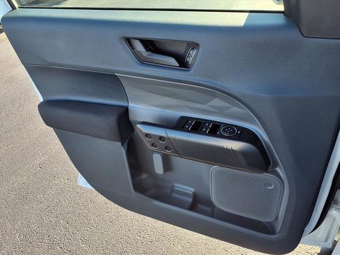 Used 2024 Ford Maverick XL image 16