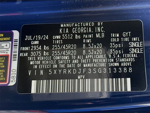 Used 2025 Kia Sorento SX image 32