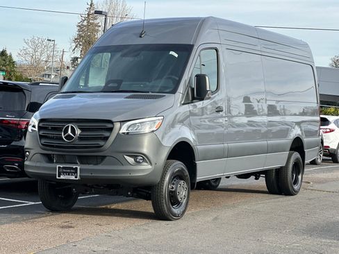 New 2026 Mercedes-Benz Sprinter 3500 image 8