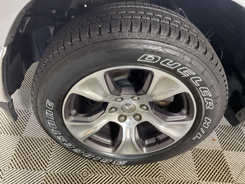 Used 2022 RAM 1500 Laramie AWD/4WD image 6