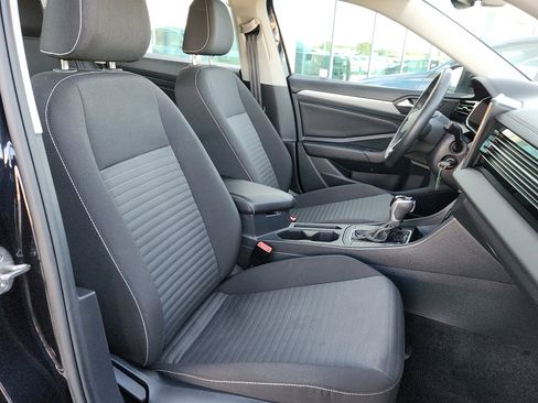 Used 2025 Volkswagen Jetta S image 15