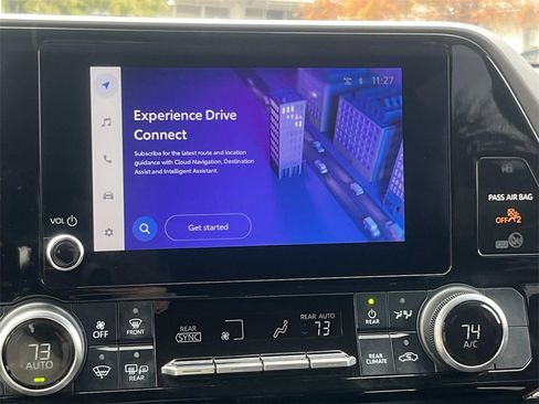 Used 2023 Toyota Highlander LE image 25