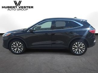 Used 2020 Ford Escape Titanium AWD/4WD video 1