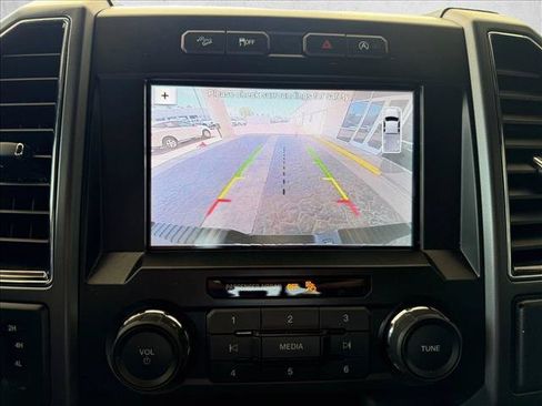 Used 2019 Ford F150 XLT w/ Equipment Group 302A Luxury AWD/4WD image 13
