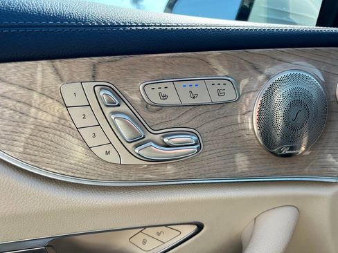 Used 2021 Mercedes-Benz E 450 Cabriolet image 38