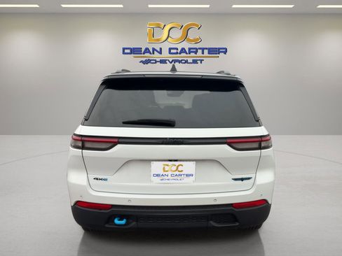 Used 2022 Jeep Grand Cherokee Trailhawk image 5