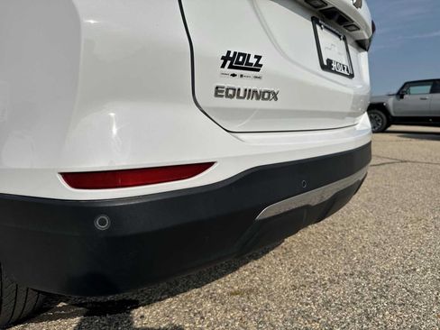 Certified 2024 Chevrolet Equinox LT AWD/4WD image 8