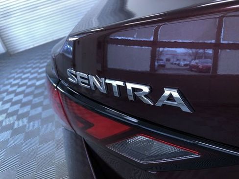 Used 2025 Nissan Sentra SV image 16