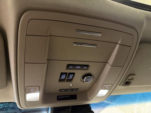 Used 2018 GMC Yukon SLT w/ Premium Edition image 22