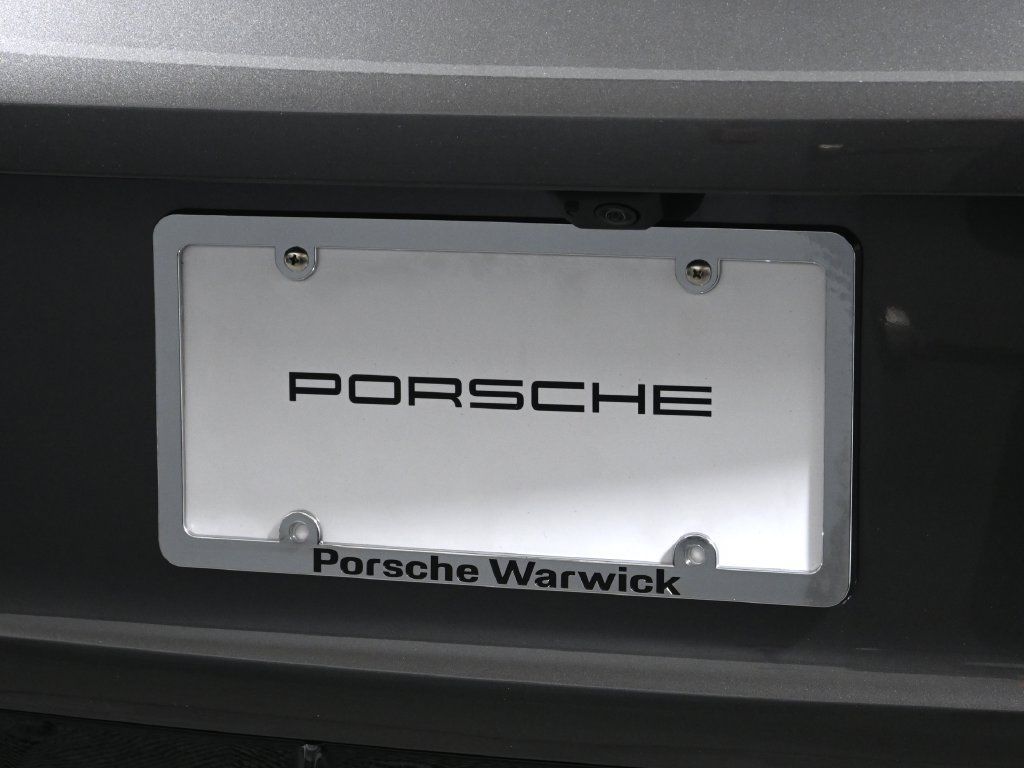Used 2026 Porsche Cayenne Coupe AWD/4WD image 14