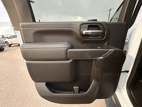 Used 2023 GMC Sierra 3500 AT4 w/ AT4 Preferred Package AWD/4WD image 47