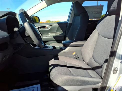 New 2025 Toyota RAV4 LE image 9