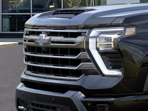 New 2026 Chevrolet Silverado 2500 High Country w/ High Country Premium Package AWD/4WD image 13