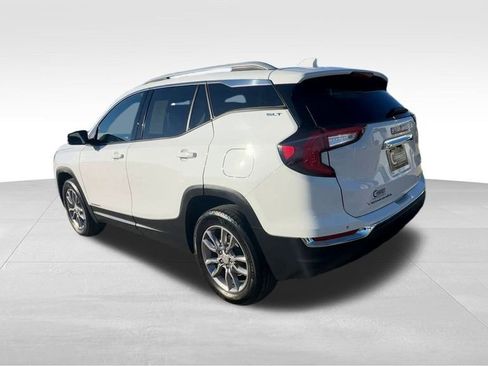 Certified 2024 GMC Terrain SLT image 6