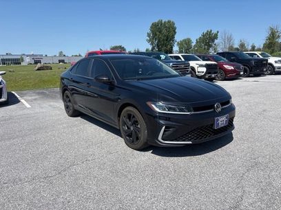 Used 2025 Volkswagen Jetta SE