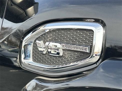 Used 2017 Nissan Titan PRO-4X image 11