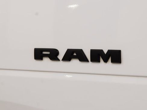Used 2024 RAM 2500 Laramie w/ Night Edition image 16