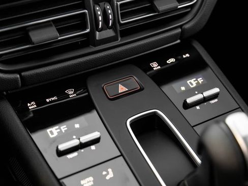 New 2026 Porsche Macan S image 26