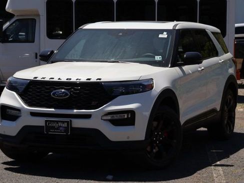 Certified 2022 Ford Explorer ST w/ Equipment Group 401A AWD/4WD image 1