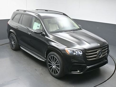 New 2026 Mercedes-Benz GLS 450 4MATIC image 43