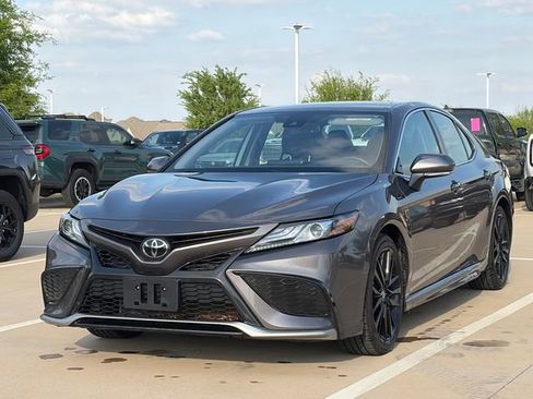 Used 2024 Toyota Camry XSE image 3