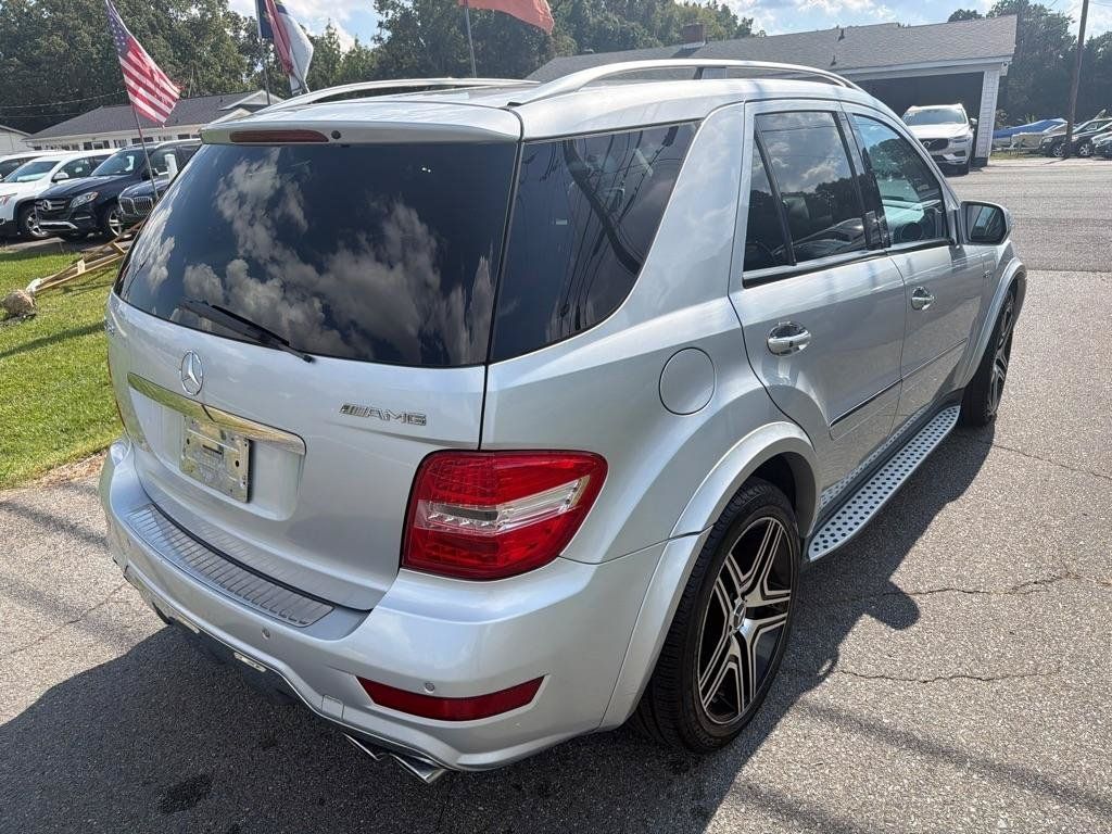 Used 2009 Mercedes-Benz ML 63 AMG 4MATIC image 11