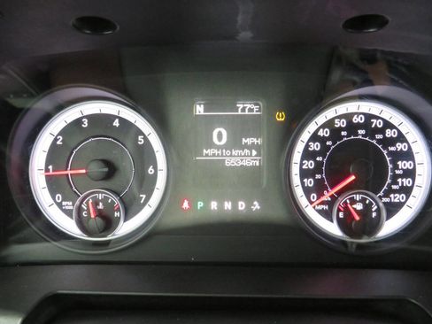 Used 2013 RAM 1500 Classic SLT RWD image 15
