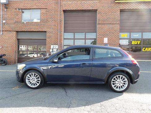 Used 2012 Volvo C30 FWD image 2