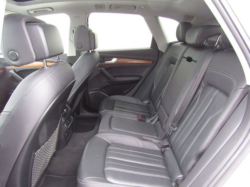 Used 2023 Audi Q5 2.0T Premium Plus image 16