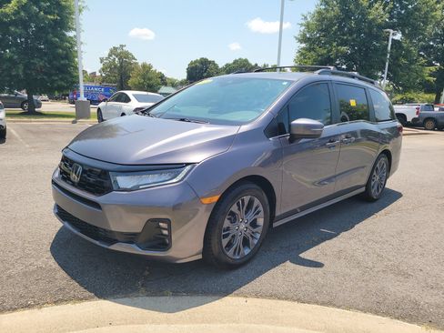 Used 2025 Honda Odyssey Touring image 7