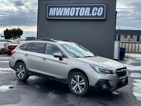 Used 2019 Subaru Outback 2.5i Limited AWD/4WD image 1