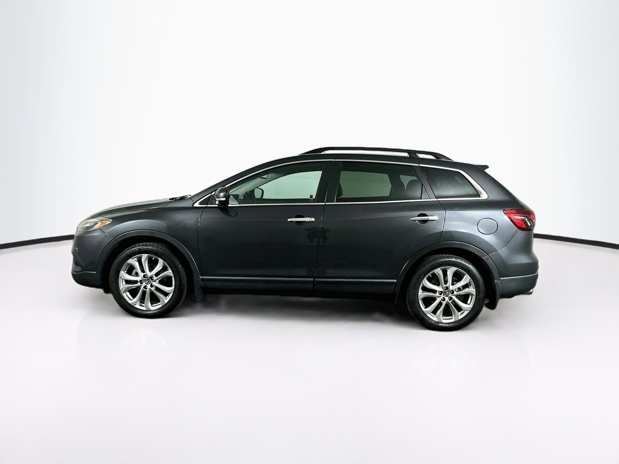 Used 2013 MAZDA CX-9 Grand Touring w/ GT Technology Pkg FWD image 4