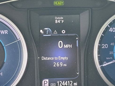 Used 2015 Toyota Camry LE FWD image 9