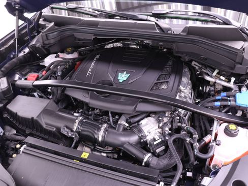 New 2025 Maserati Grecale Modena AWD/4WD image 16