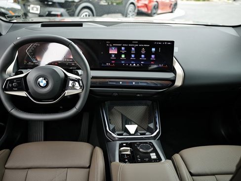 Used 2025 BMW X3 xDrive30i w/ Premium Package image 27