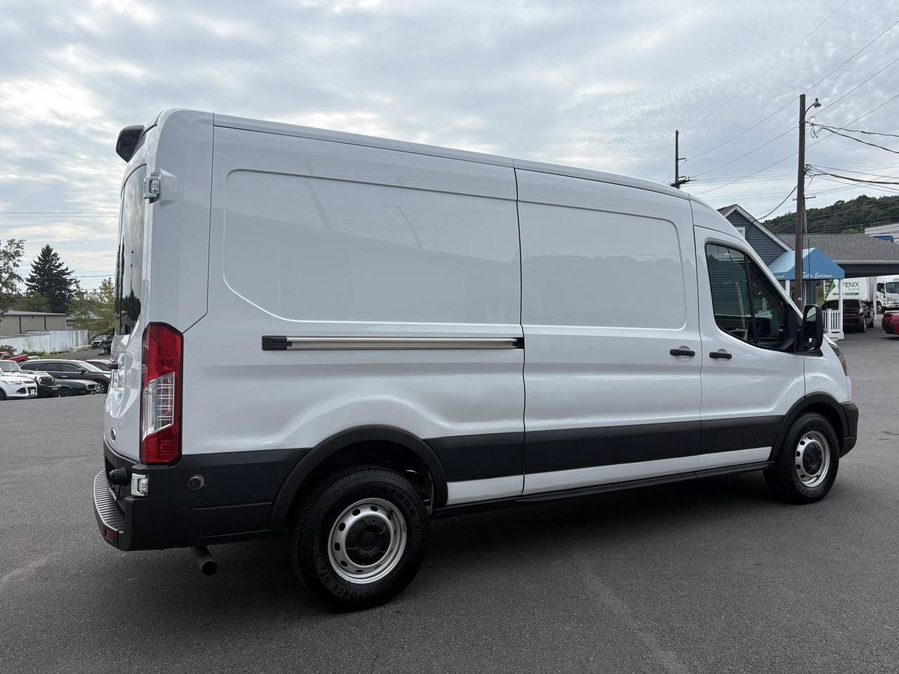 Used 2020 Ford Transit 250 Medium Roof w/ Load Area Protection Package RWD image 5
