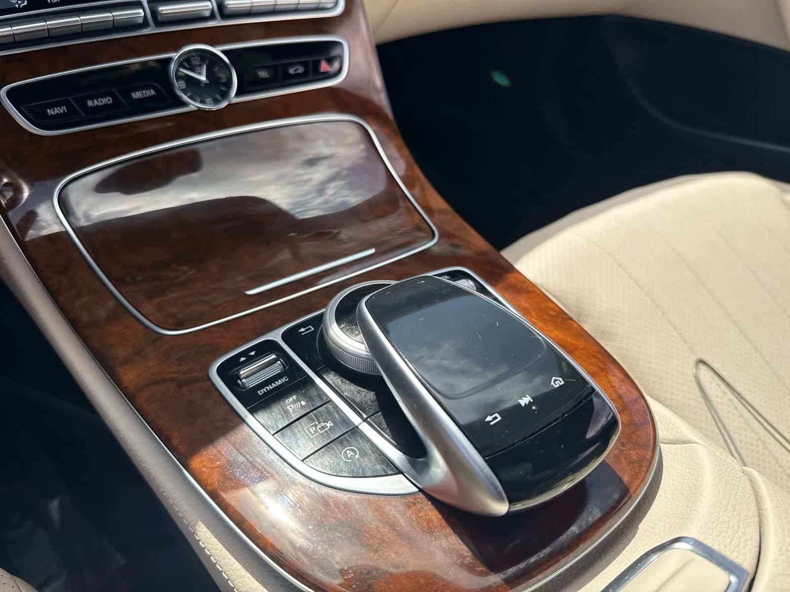 Used 2020 Mercedes-Benz E 350 4MATIC Sedan image 26