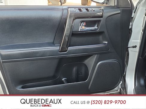Used 2021 Toyota 4Runner Venture w/ Moonroof Package AWD/4WD image 9