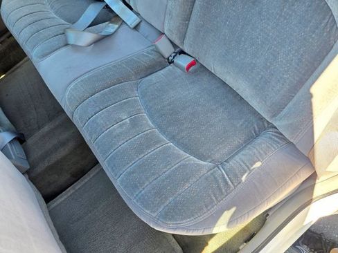 Used 2001 Buick Century Custom w/ Premium Pkg FWD image 46