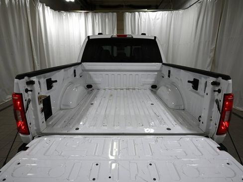 Used 2022 Ford F150 XLT w/ Equipment Group 302A High image 13