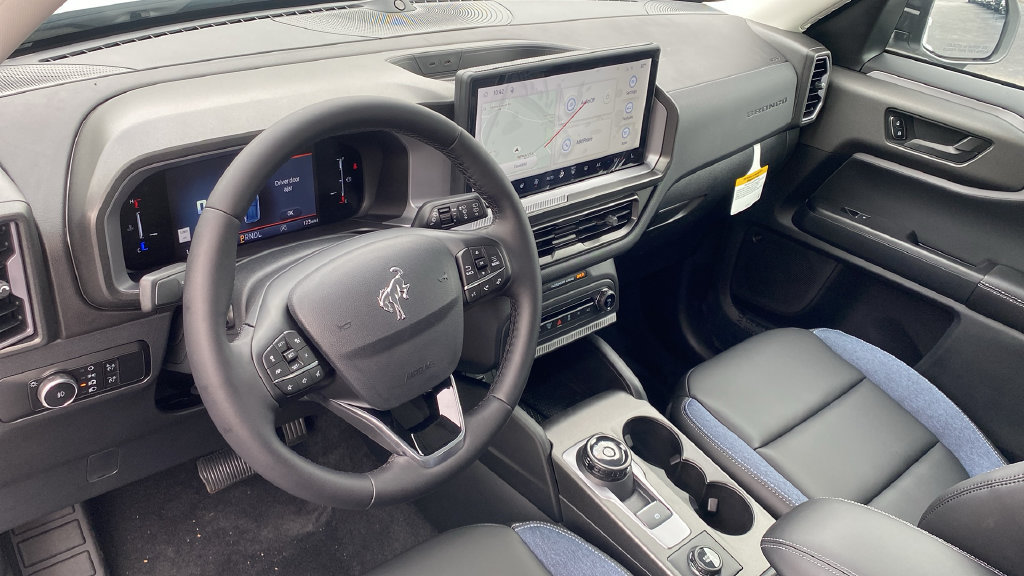 New 2026 Ford Bronco Sport Outer Banks w/ Outer Banks Tech Package+ AWD/4WD image 15
