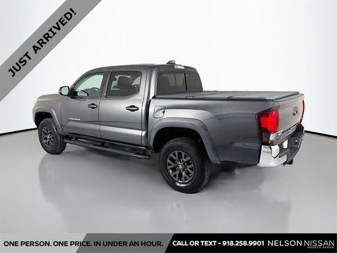 Used 2020 Toyota Tacoma SR5 image 7