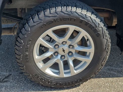 Used 2019 Chevrolet Silverado 1500 RST w/ All-Star Edition AWD/4WD image 34