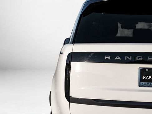 Used 2022 Land Rover Range Rover SE image 44