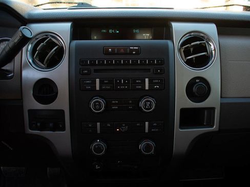 Used 2010 Ford F150 XLT image 23