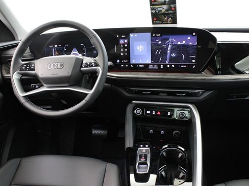 New 2025 Audi Q5 Premium Plus image 8