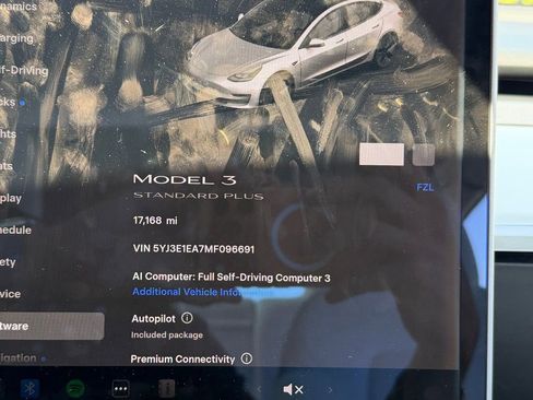 Used 2021 Tesla Model 3 Standard Range Plus image 50