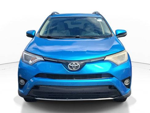 Used 2016 Toyota RAV4 XLE FWD image 2